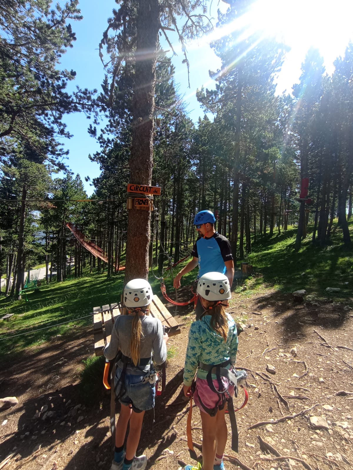 Parque acrobático de aventura en Port del Comte