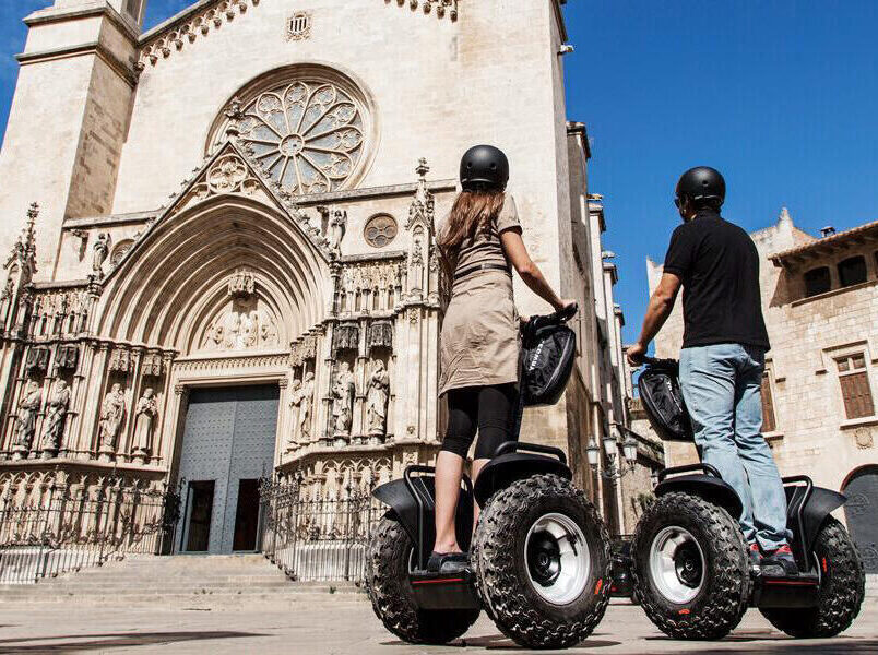 Vilafranca i ruta entre vinyes en Segway